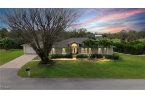 5060 Melaluca Dr, Fort Myers