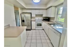 2110 8th Place, Cape Coral, FL 33990 - MLS#2025008679