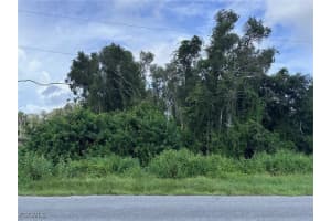 104 Zobora Circle, Fort Myers, FL 33913 - MLS#2025008680