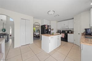 506 1st Terrace, Cape Coral, FL 33993 - MLS#2025008716