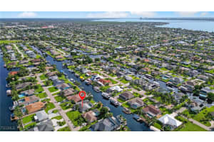 3339 Se 16th Pl, Cape Coral