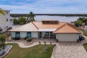 2281 8th Ave, St James City