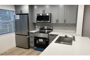 2828 Jackson St I3, Fort Myers
