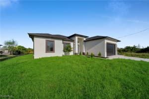 3102 Douglas Avenue, Lehigh Acres, FL 33976 - MLS#2025008849