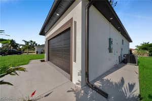 3102 Douglas Avenue, Lehigh Acres, FL 33976 - MLS#2025008849