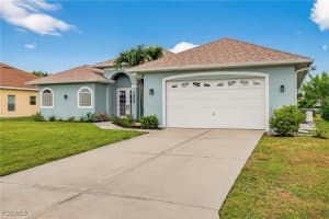 1909 29th Terrace, Cape Coral, FL 33914 - MLS#2025008881