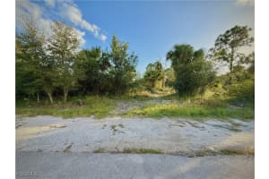 1214 Beaver Street, Lehigh Acres, FL 33974 Sold 10/15/25