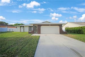 1813 Bolado Pkwy, Cape Coral