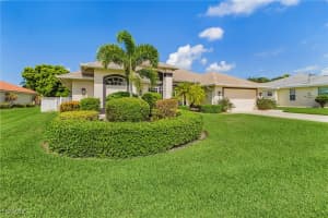 2920 22nd Place, Cape Coral, FL 33904 - MLS#2025009025