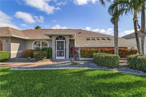 2607 Se 23rd Ave, Cape Coral