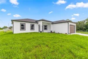 2818 42nd Street, Lehigh Acres, FL 33976 - MLS#2025009102
