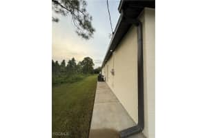 2807 40th ST W, Lehigh Acres, FL 33971-2038 - MLS#2025009109