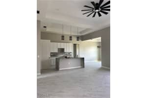 2500 41st Street, Lehigh Acres, FL 33976 - MLS#2025009196