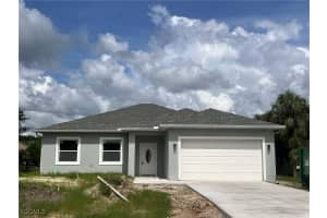 6021 Lindbrook Ave, Fort Myers