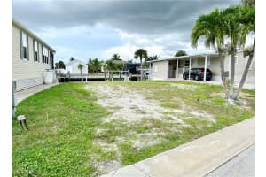 11600 Dogwood Lane, Fort Myers Beach, FL 33931 - MLS#2025009269