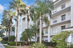 10381 Butterfly Palm Drive, Fort Myers, FL 33966 - MLS#2025009321
