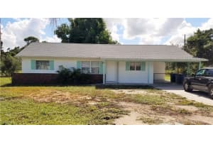 434 Buena Vista Boulevard, Fort Myers, FL 33905 - MLS#2025009339