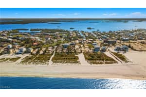 6032 Gulf Road, Fort Myers Beach, FL 33931 - MLS#2025009407
