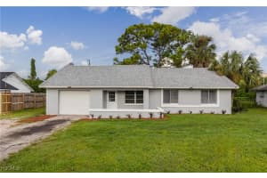 1305 Hibiscus Dr, Cape Coral