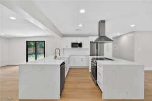 4011 Coconut Circle, Naples, FL 34104 - MLS#2025009457