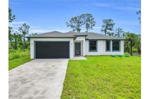411 Eisenhower Boulevard, Lehigh Acres, FL 33974 - MLS#2025009463