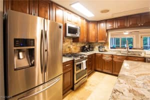 89 Glenmont Drive, North Fort Myers, FL 33917 - MLS#2025009490