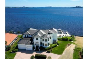 5973 Sw 1st Ct, Cape Coral