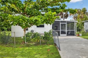 3742 Unique Circle, Fort Myers, FL 33908 - MLS#2025009547