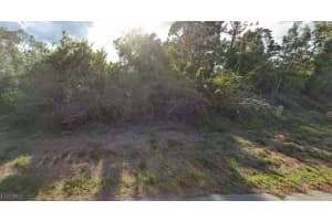 1042 Marathon Avenue, Lehigh Acres, FL 33974 - MLS#2025009559