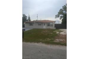 124 Apache Street, Lehigh Acres, FL 33936 - MLS#2025009624