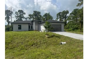 1001 11th Street, Lehigh Acres, FL 33972 - MLS#2025009628