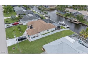 946 23rd Place, Cape Coral, FL 33990 - MLS#2025009689