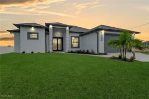 1004 43rd Terrace, Cape Coral, FL 33909 - MLS#2025009718