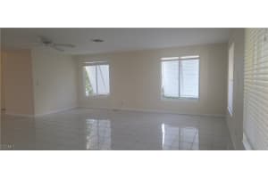 526 102nd Avenue, Naples, FL 34108 - MLS#2025009795