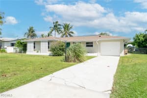 5831 Sw 1st Ct, Cape Coral