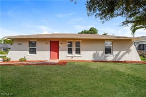 9083 Henry Rd, Fort Myers