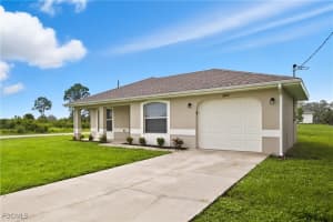 2809 68th Street, Lehigh Acres, FL 33971 - MLS#2025009815