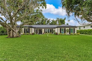 3931 W Riverside Dr, Fort Myers