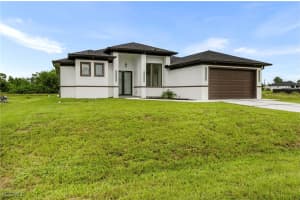 1904 crawford Avenue, Lehigh Acres, FL 33971 - MLS#2025009826