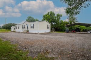 365 Zambria Street, Clewiston, FL 33440 - MLS#2025009859