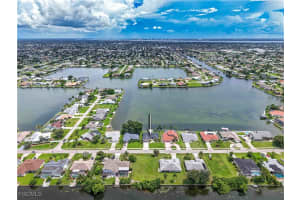 205 8th Place, Cape Coral, FL 33990 - MLS#2025009862