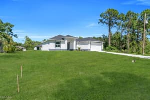 2906 14th Street, Lehigh Acres, FL 33971 - MLS#2025009881