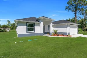 2906 14th Street, Lehigh Acres, FL 33971 - MLS#2025009881