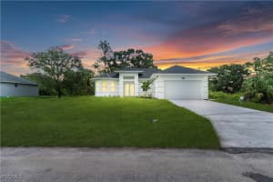 404 15th Street, Lehigh Acres, FL 33972 - MLS#2025009900