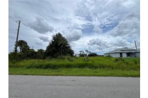  Maddock CIR, North Port, FL 34286 Sold 10/20/25