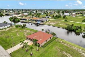 2218 37th Place, Cape Coral, FL 33993 - MLS#2025009960
