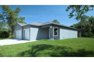 3059 Harvard Cir, Labelle