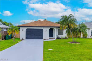 758 105th Avenue, Naples, FL 34108 - MLS#2025010029