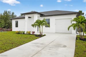 12 9th Street, Lehigh Acres, FL 33972 - MLS#2025010040