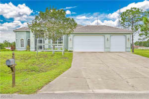 735 Troy Avenue, Lehigh Acres, FL 33974 - MLS#2025010065